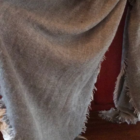 Warm winter scarf - Picture 4 of 8